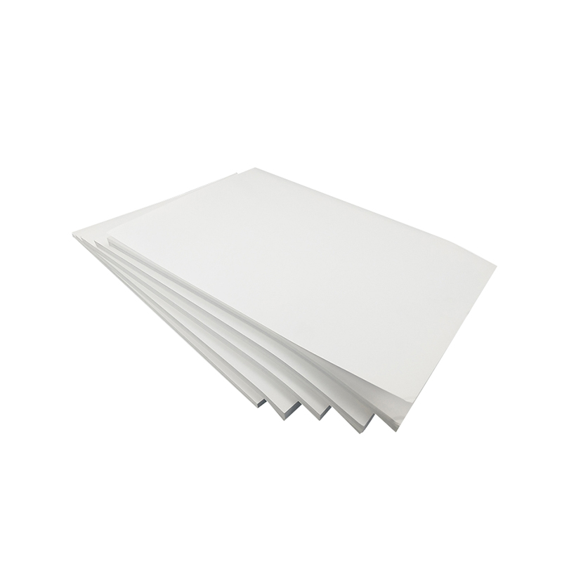 پس زمینه سفید DCR