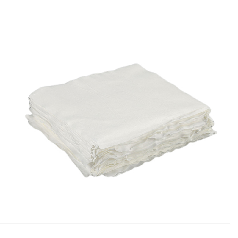 برف پاک کن زیر میکروفیبر